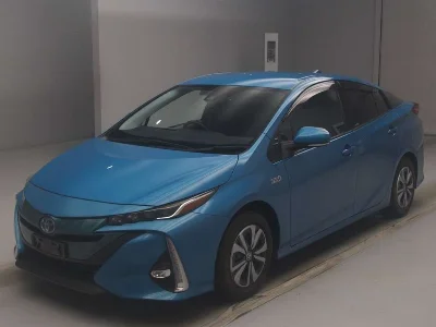 TOYOTA PRIUS PHV, 2017 — лот японского аукциона