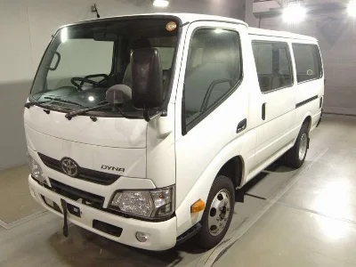 TOYOTA DYNA