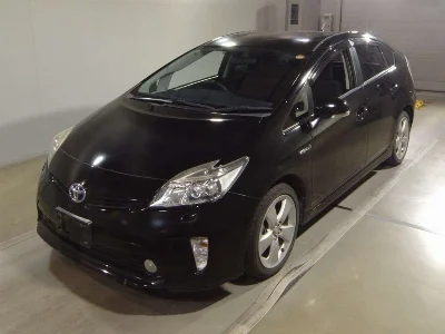TOYOTA PRIUS, 2015 — лот японского аукциона