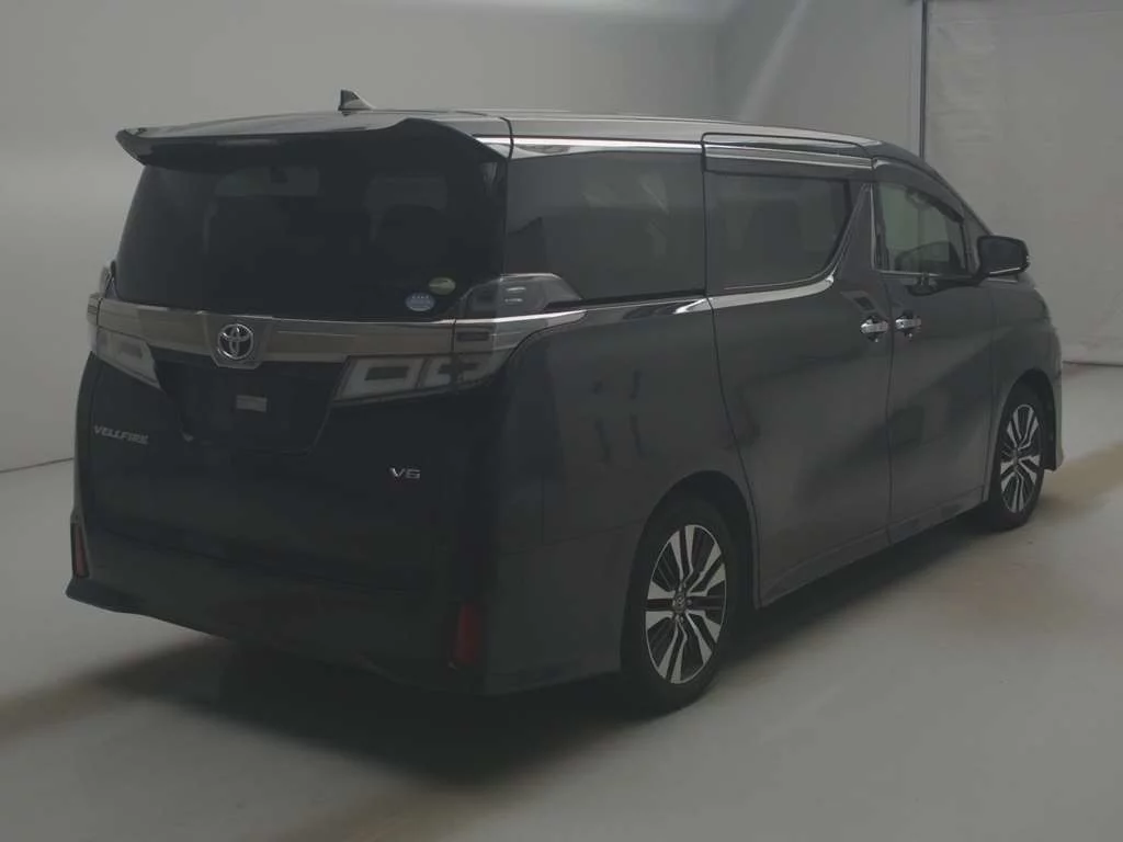 Toyota Vellfire  с аукциона в Японии
