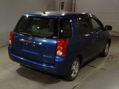 TOYOTA RAUM