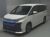 Цена авто Toyota Voxy с аукционов Японии, номер кузова ZWR95W, пробег 37 000, оценка 3