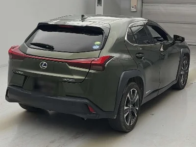 LEXUS UX