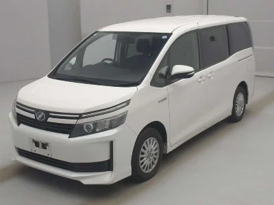 TOYOTA VOXY, 2014 — лот японского аукциона