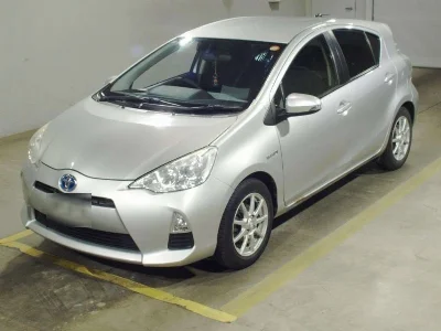 TOYOTA AQUA, 2013 — лот японского аукциона