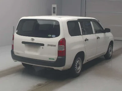 TOYOTA SUCCEED