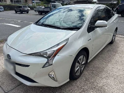 TOYOTA PRIUS, 2017 — лот японского аукциона