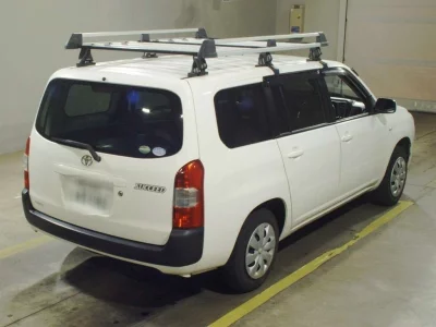TOYOTA SUCCEED