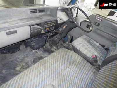 MITSUBISHI CANTER