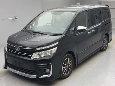 TOYOTA VOXY, 2015 — лот японского аукциона