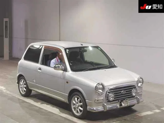 Daihatsu Mira 2001