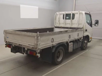 TOYOTA DYNA