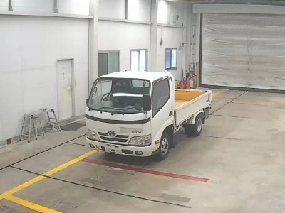 TOYOTA DYNA