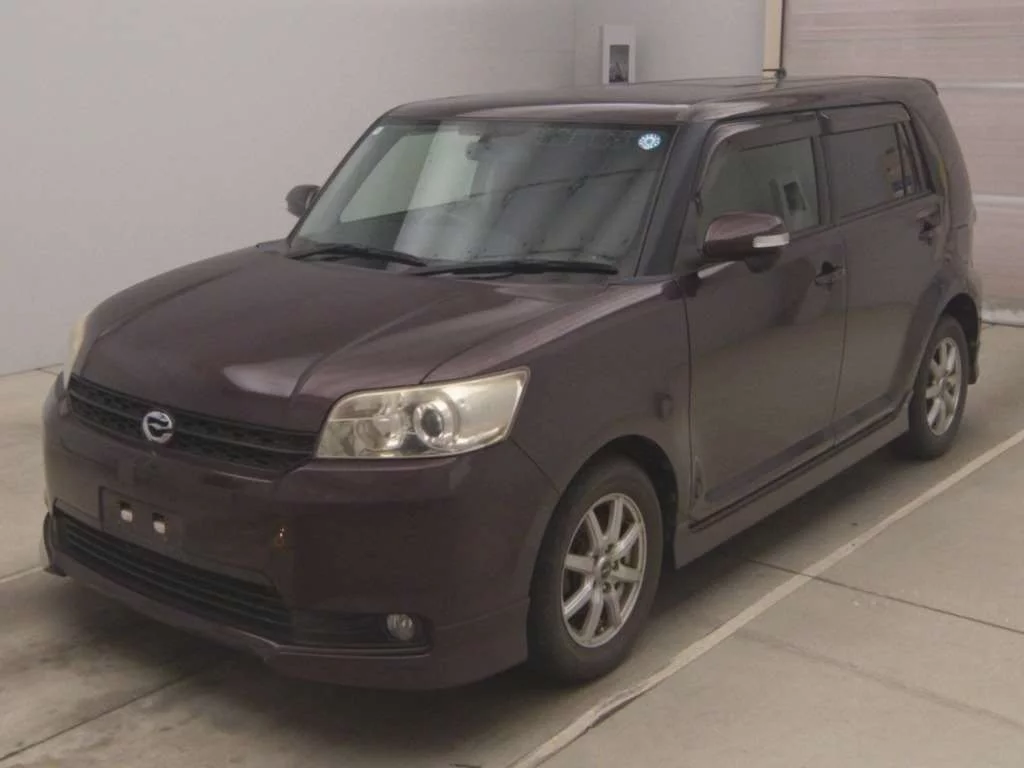 Toyota Corolla Rumion 2012