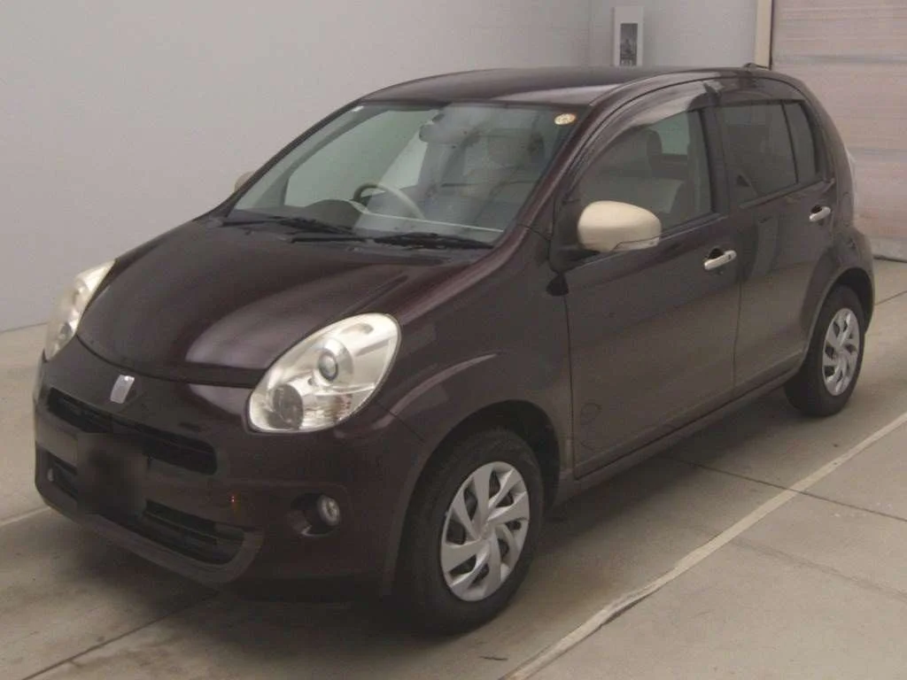 Toyota Passo 2010