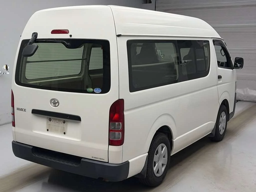 Toyota HiAce Van  с аукциона в Японии