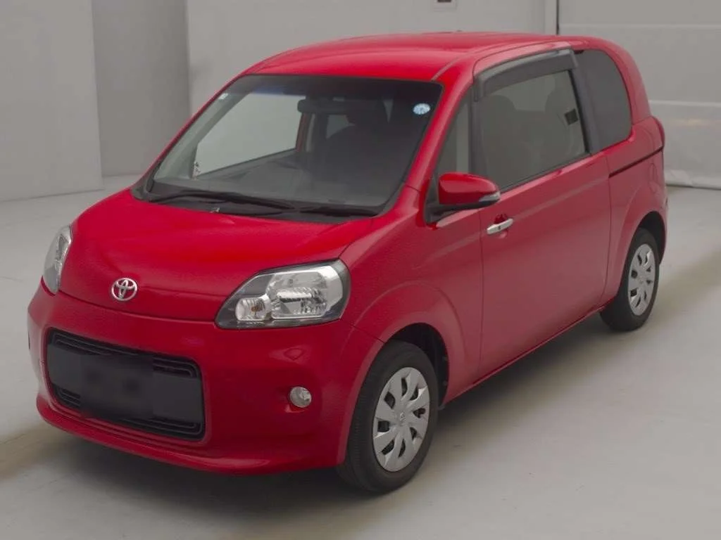 Toyota Porte 2013
