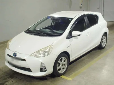 TOYOTA AQUA, 2013 — лот японского аукциона