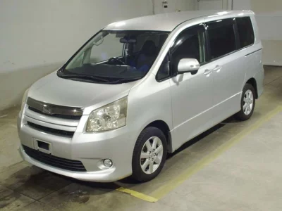 TOYOTA NOAH, 2009 — лот японского аукциона