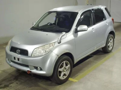 TOYOTA RUSH