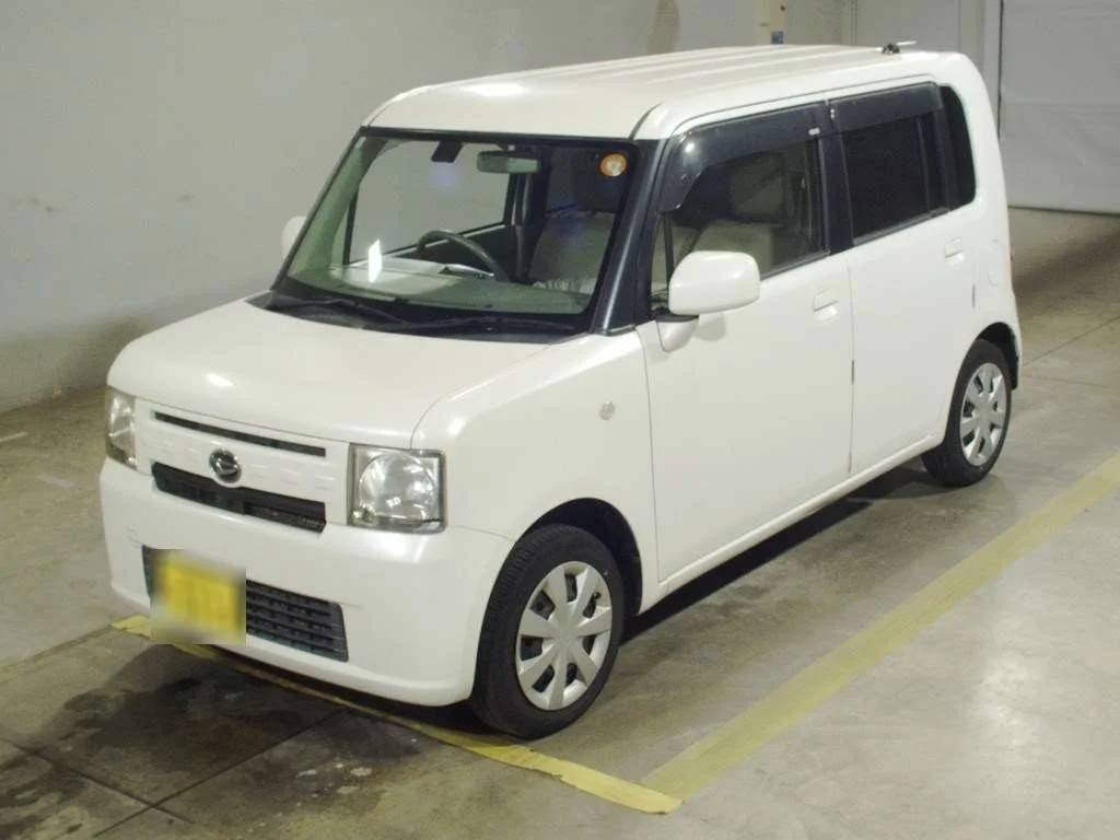 Daihatsu Move Conte 2014