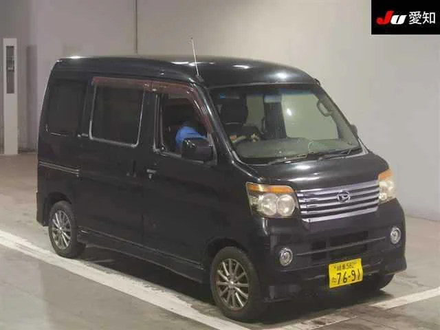 Daihatsu Atrai 2011