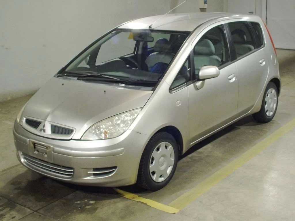 Mitsubishi Colt 2003