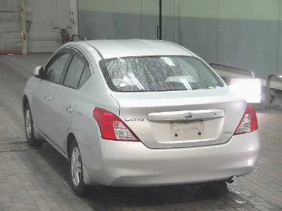 NISSAN TIIDA LATIO