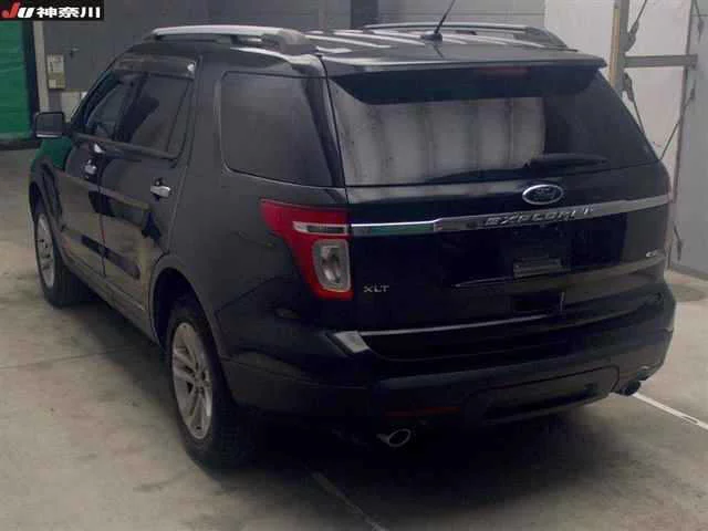 Ford Explorer  с аукциона в Японии
