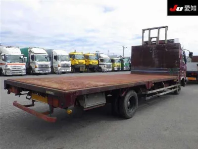 MITSUBISHI FUSO FIGHTER