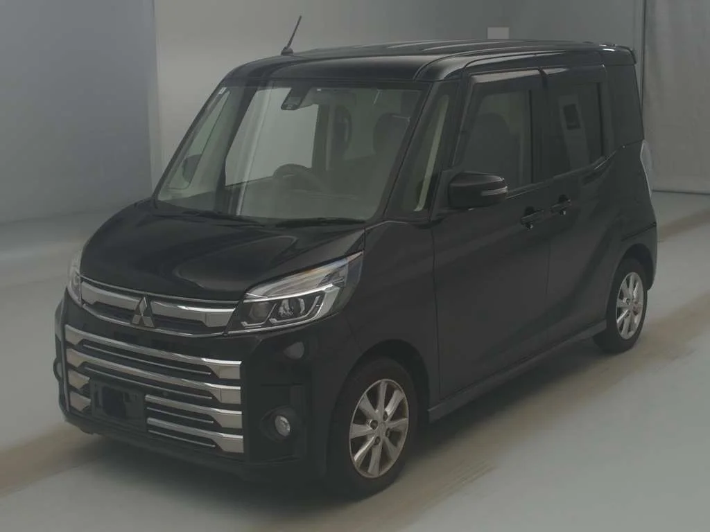Mitsubishi EK SPACE CUSTOM 2018
