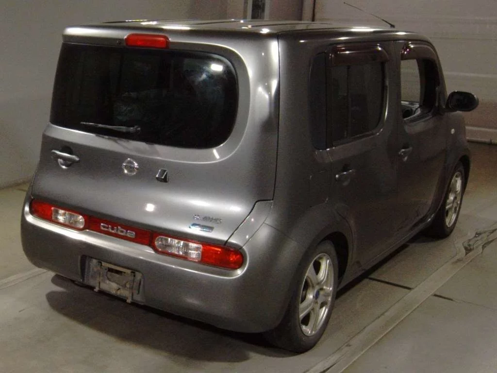 Nissan Cube  с аукциона в Японии