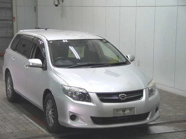 Toyota Corolla Fielder 2010