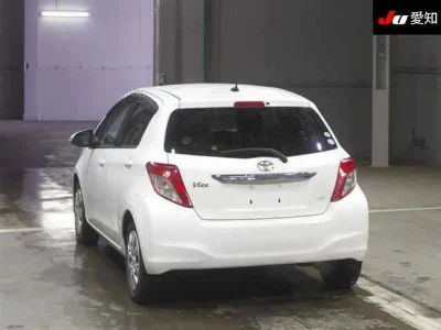TOYOTA VITZ