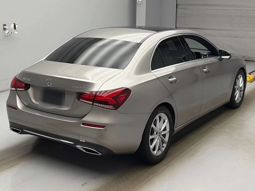 Mercedes-Benz A-Class  с аукциона в Японии