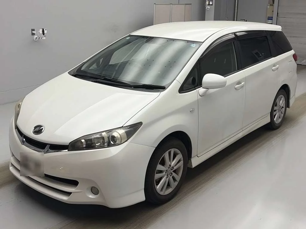 Toyota Wish  с аукциона в Японии