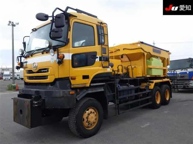 NISSAN DIESEL (UD) QUON  с аукциона в Японии