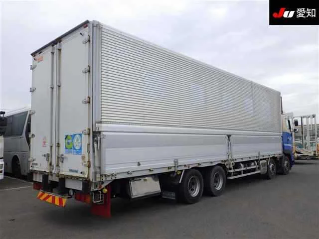 Hino Profia  с аукциона в Японии