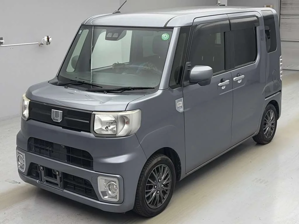 Daihatsu Wake 2019
