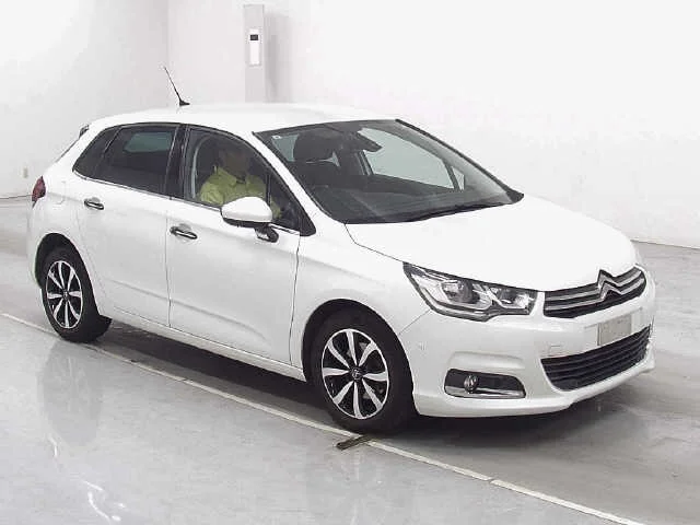 Citroen C4  с аукциона в Японии