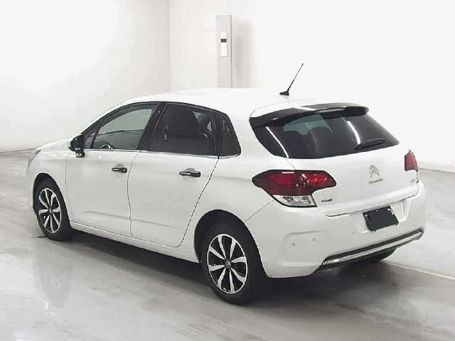 Citroen C4  с аукциона в Японии