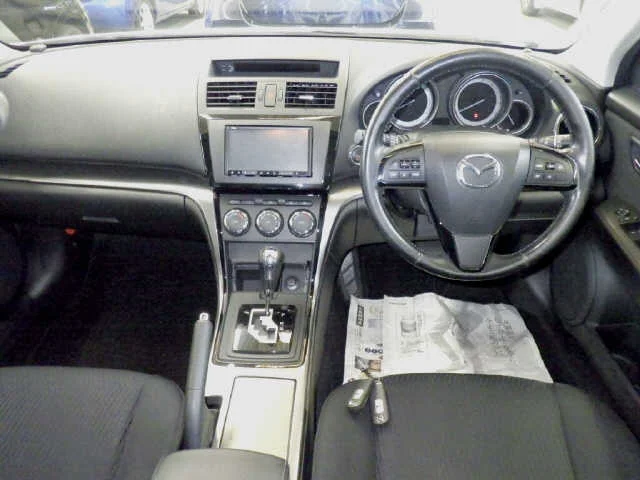 Mazda Atenza  с аукциона в Японии