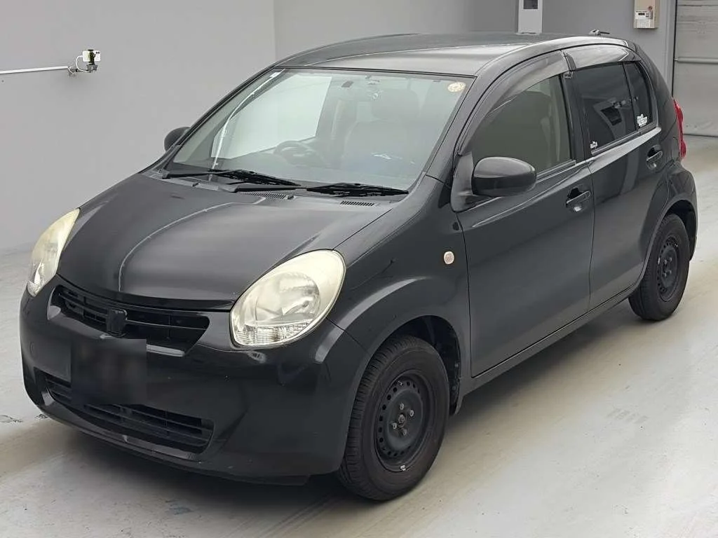 Toyota Passo 2012