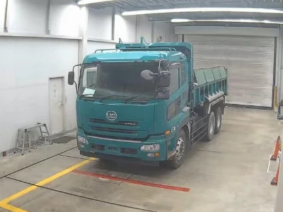 NISSAN UD