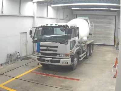 NISSAN UD