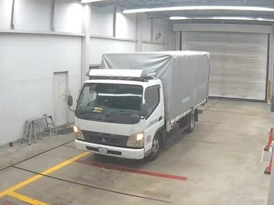 MITSUBISHI CANTER