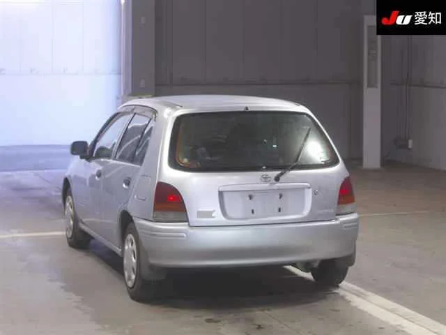 Toyota Starlet  с аукциона в Японии