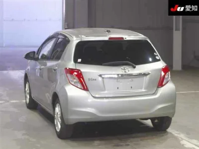TOYOTA VITZ