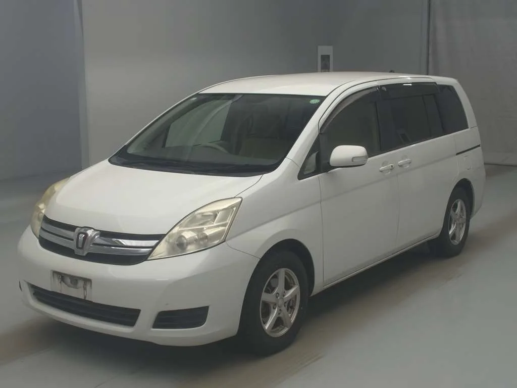 Toyota Isis 2013