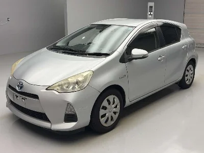 TOYOTA AQUA, 2012 — лот японского аукциона